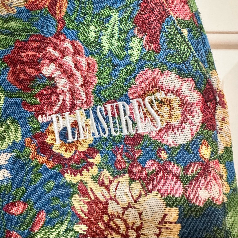 Pleasures Now Studio Floral Beach Pant Floral Size Small - Picture 5 of 13